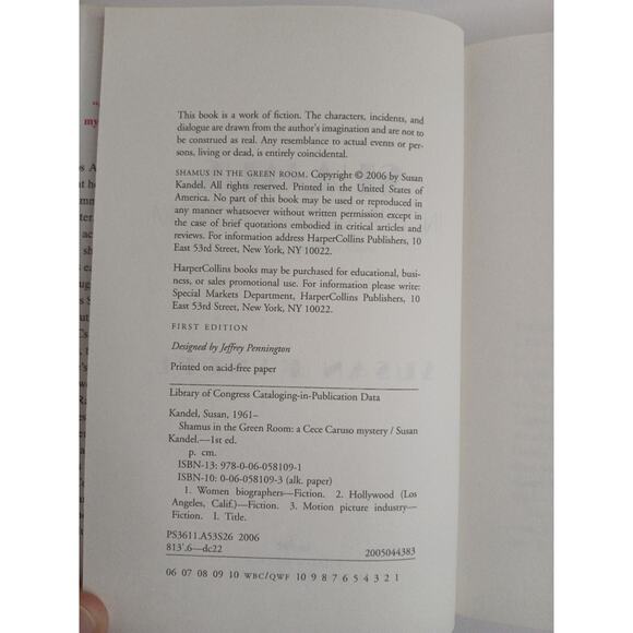 Shamus in the Green Room: A Cece Caruso Mystery by Susan Kandel 1st Edition - Picture 4 of 4